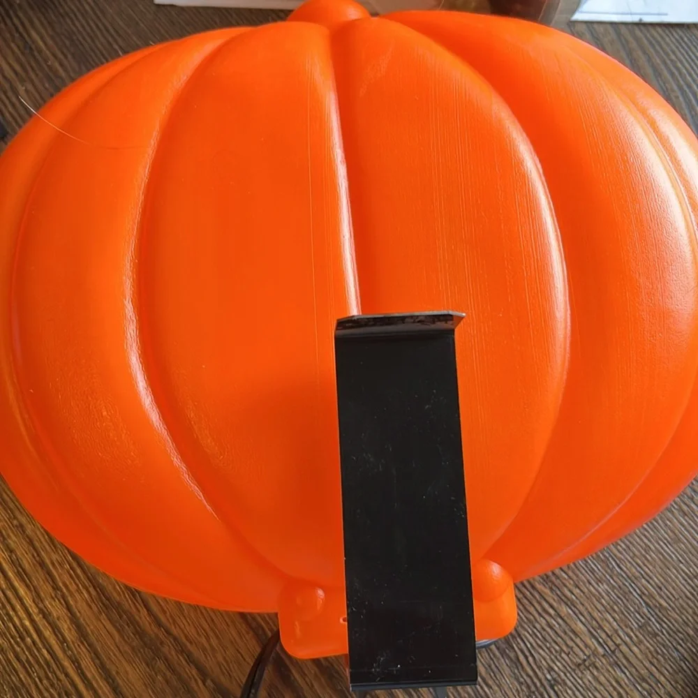 N/A bright orange